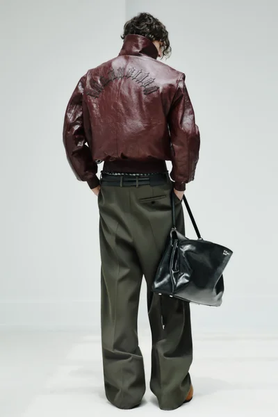 Look 26
